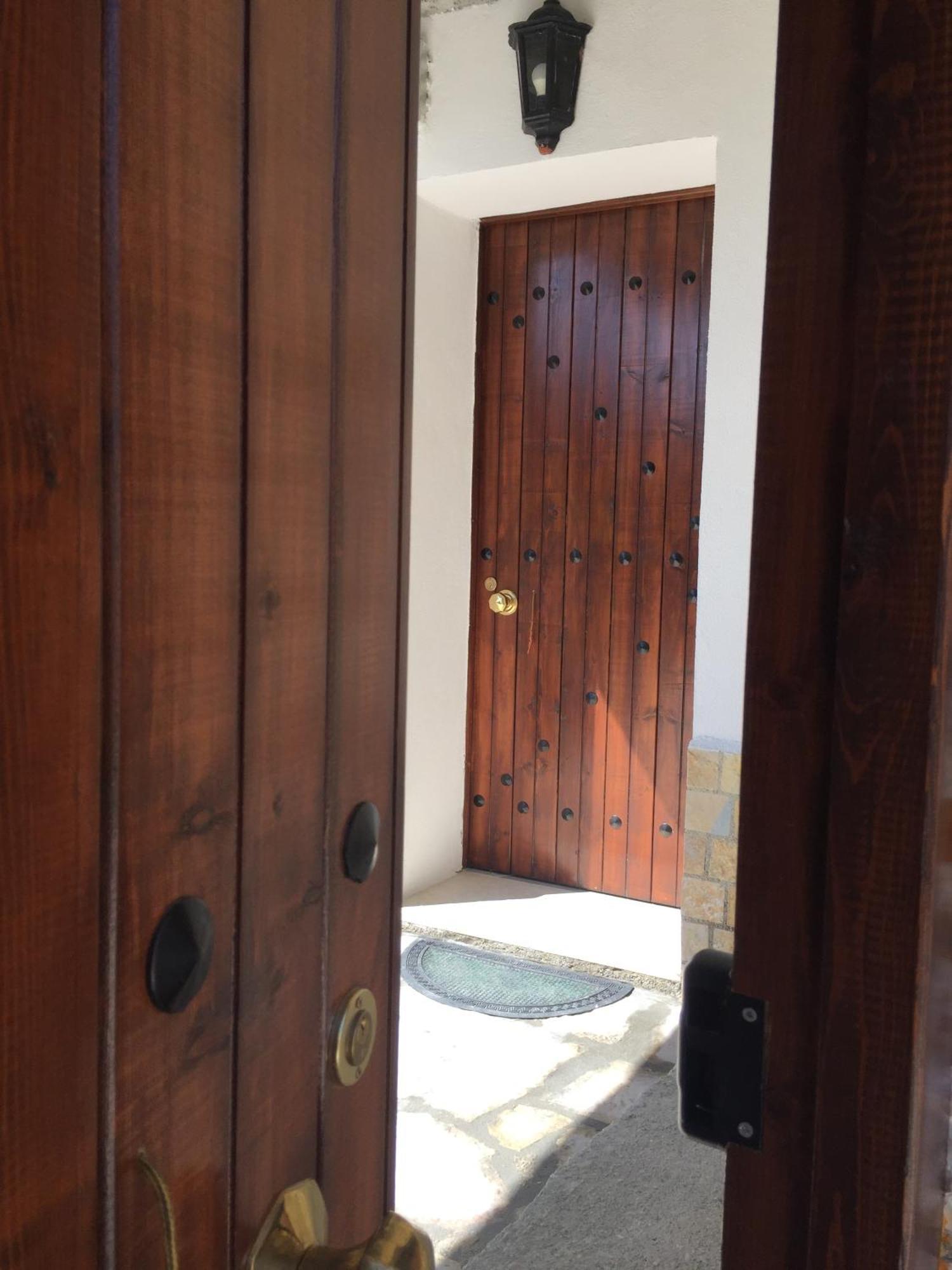 Denis Guesthouse 1930 Gjirokastër Exterior foto